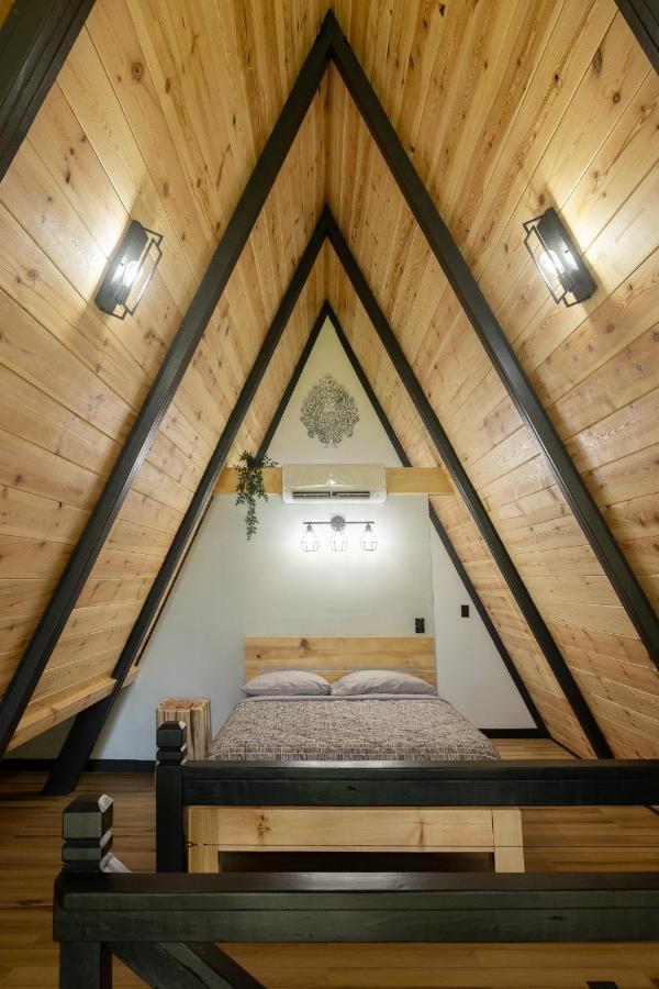 Valhalla Cabins Aframes With Hot Tubs & Sauna Cosby Exterior foto