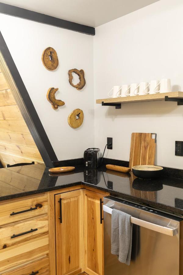 Valhalla Cabins Aframes With Hot Tubs & Sauna Cosby Exterior foto